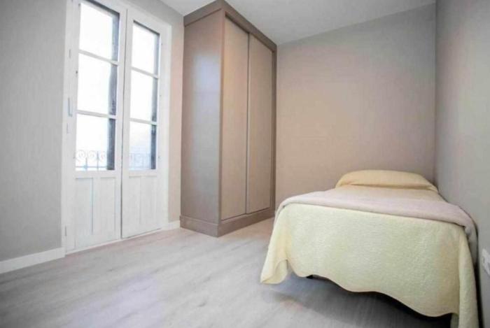 Hostal Viena Plaza Nueva غرناطة الغرفة الصورة